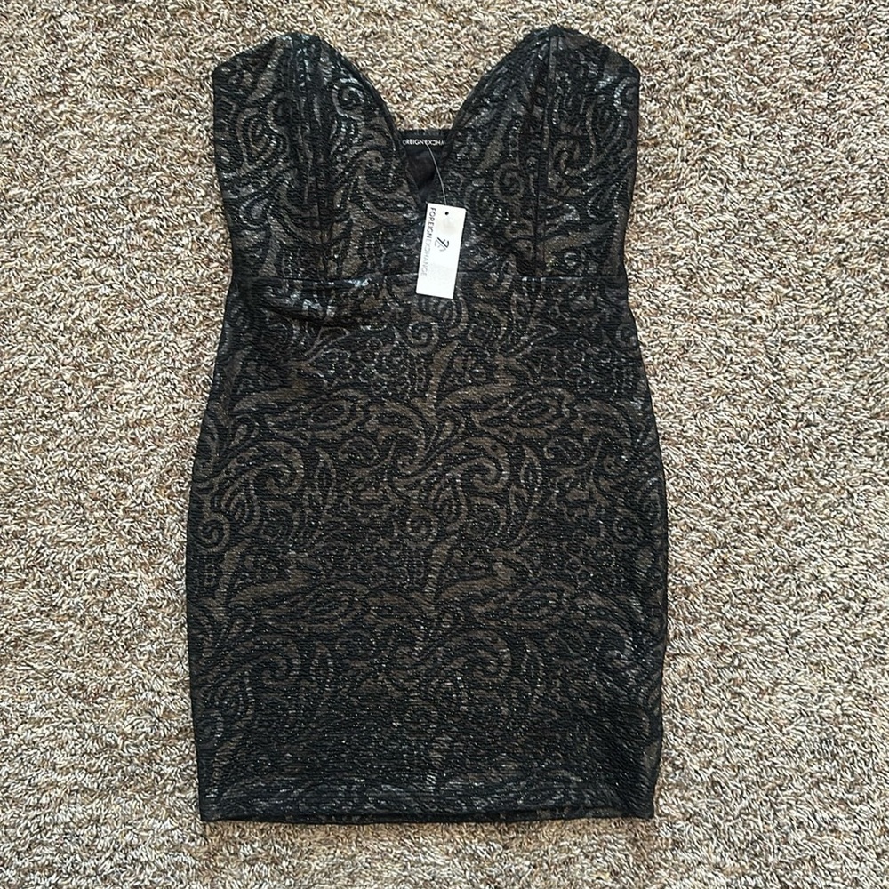 Black and Gray V-cut Strapless Dress- Med - Foreign Exchange